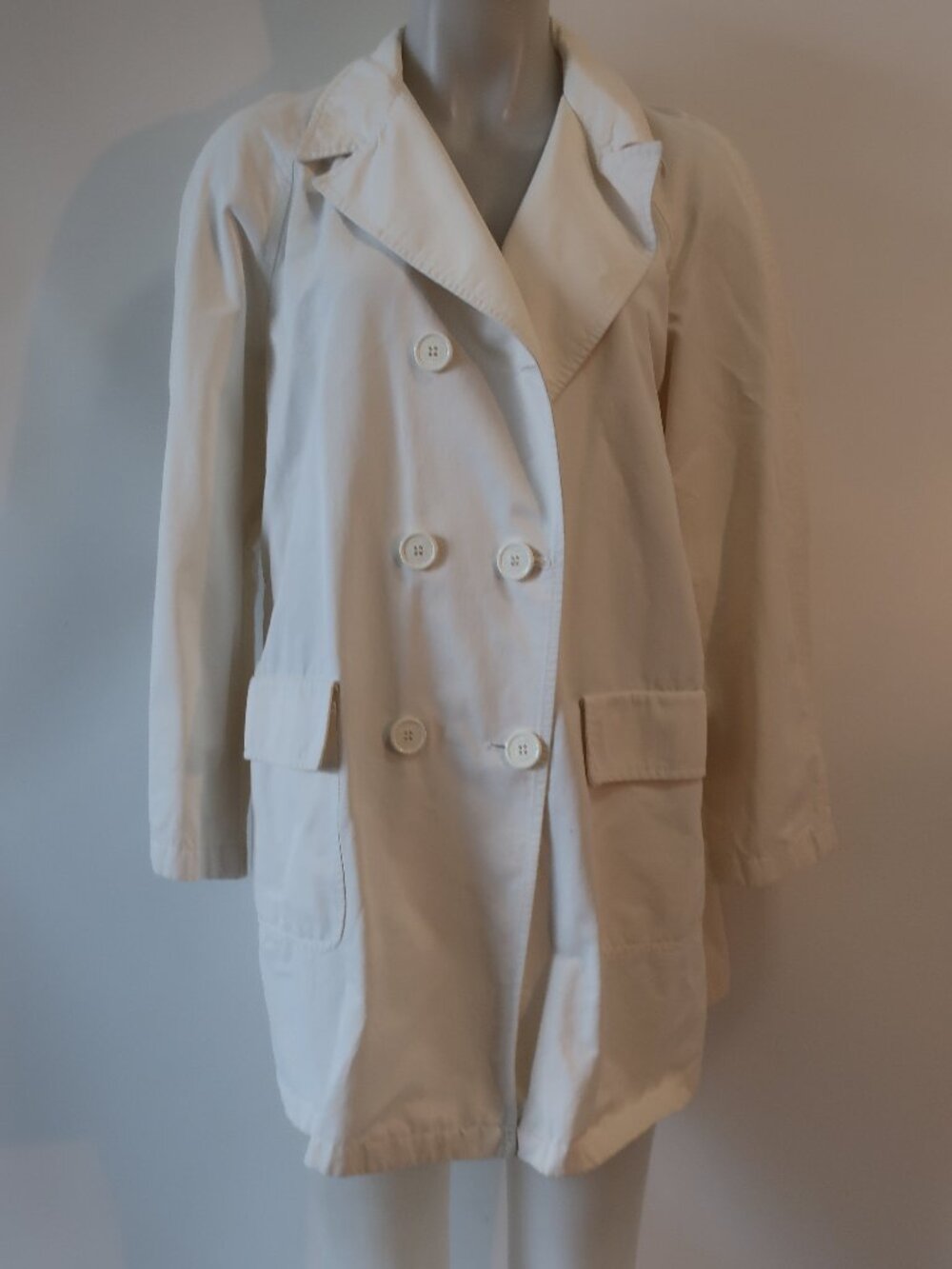 Womens Gianfranco Ferre Studio (Item-18) White Double Breasted Jacket I/46 US/XL